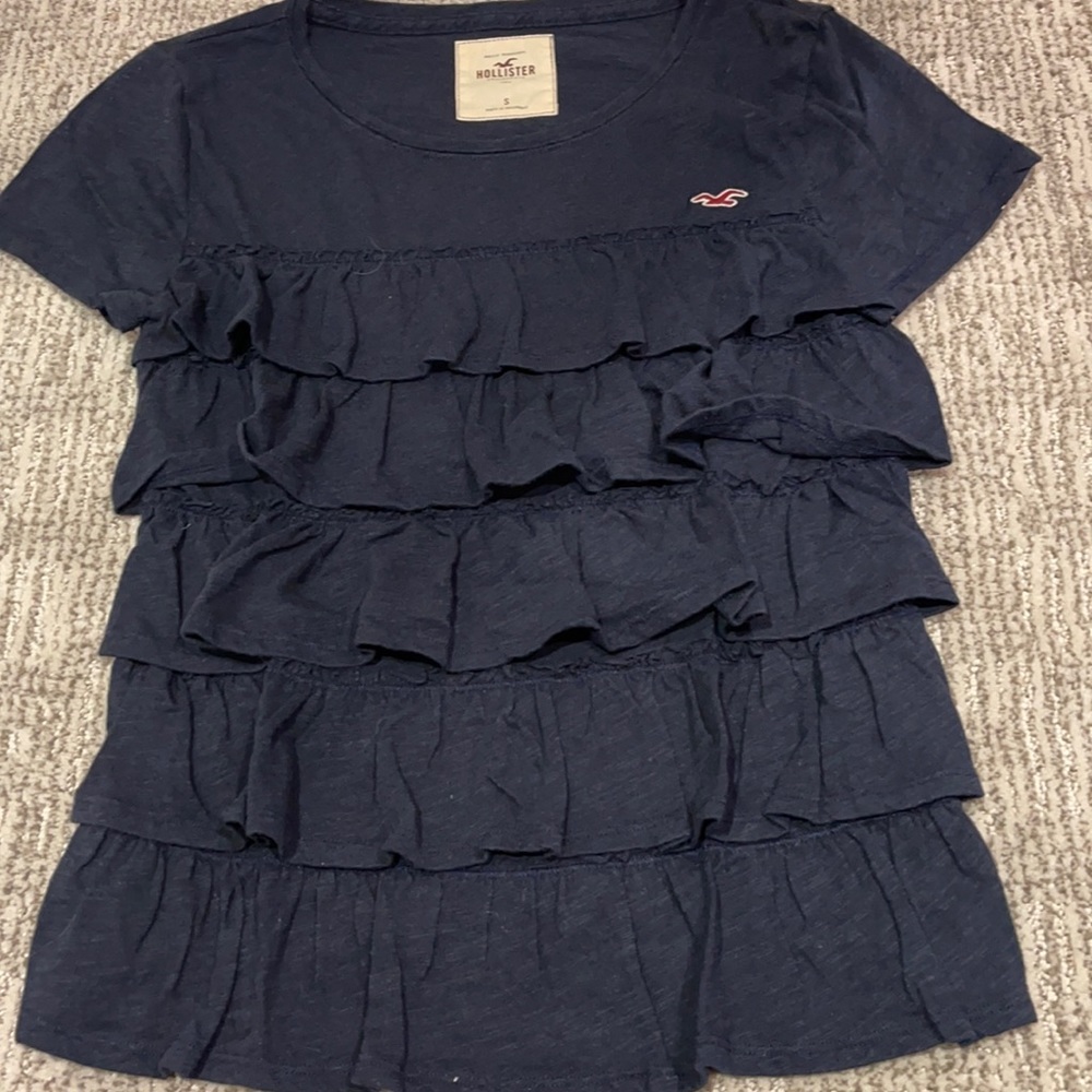 Hollister shirt